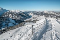 Winterwandern im "schönsten Hochtal Europas" - dem Tannheimer Tal. • © TVB Tannheimer Tal, Achim Meurer